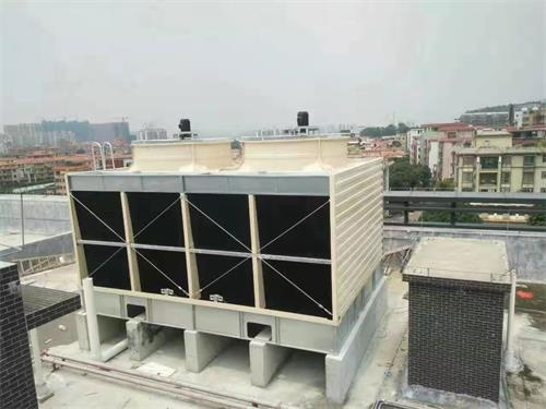 康明廣東<a href=http://www.427weo.cn target=_blank class=infotextkey>冷卻塔廠家</a>
